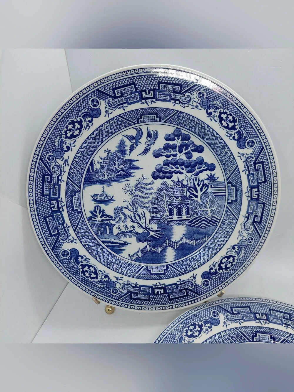 Jhon Tams Fine English Earthenware Dinner Plates 10.75